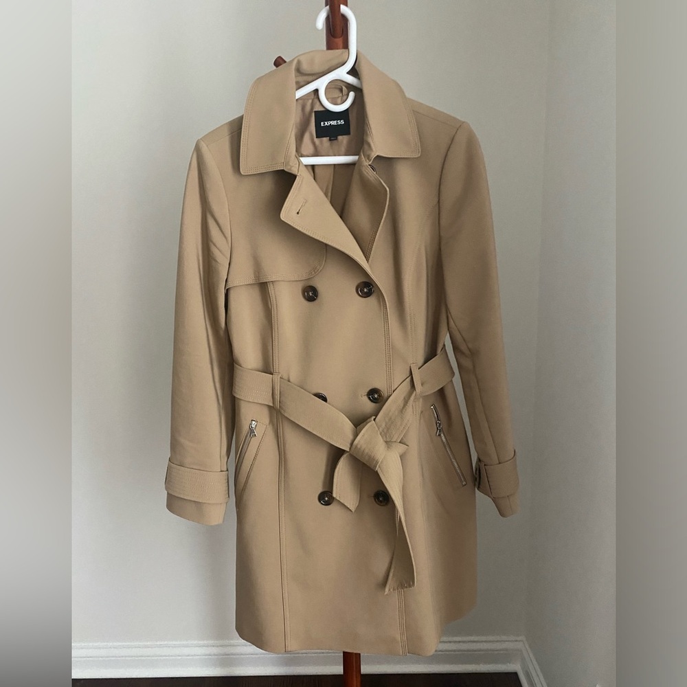 Express Women's Khaki Trench Coat with Belt